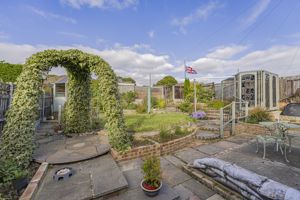 Photo 17- click for photo gallery